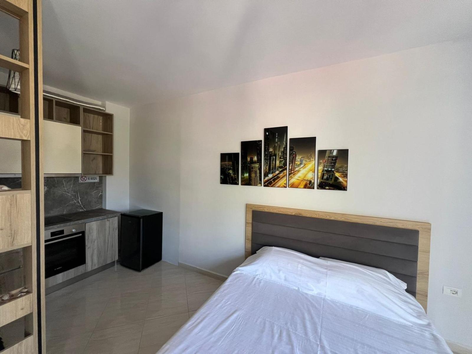 Cozy Apartments Near The Sea Vlore Exterior photo