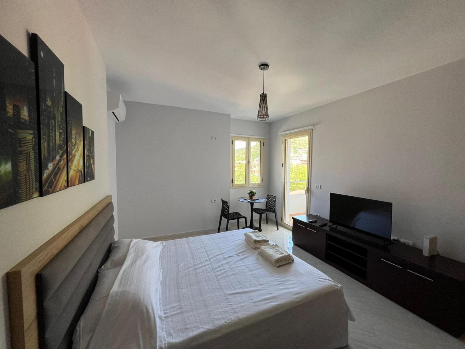 Cozy Apartments Near The Sea Vlore Exterior photo